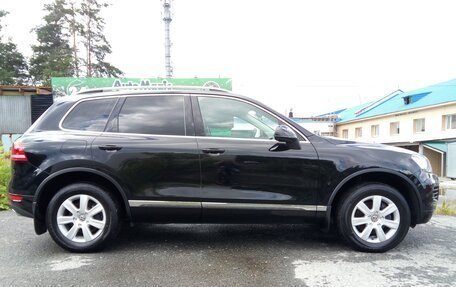 Volkswagen Touareg III, 2012 год, 2 500 000 рублей, 3 фотография