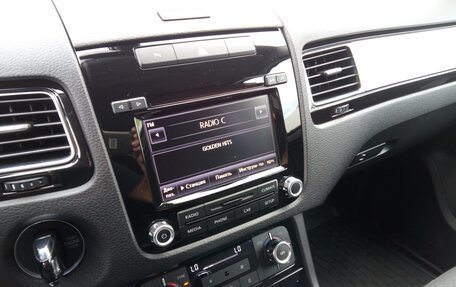 Volkswagen Touareg III, 2012 год, 2 500 000 рублей, 15 фотография