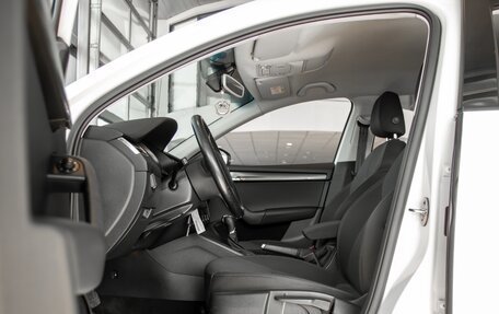 Skoda Octavia, 2017 год, 1 395 000 рублей, 7 фотография