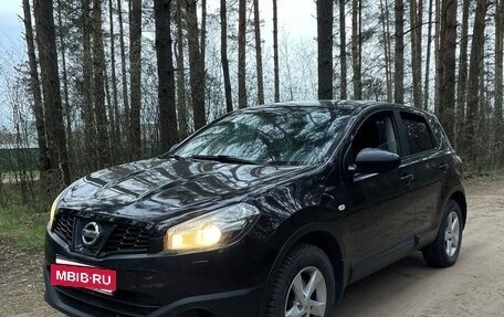 Nissan Qashqai, 2010 год, 799 000 рублей, 2 фотография