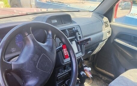 Mitsubishi Pajero iO, 2000 год, 350 000 рублей, 15 фотография