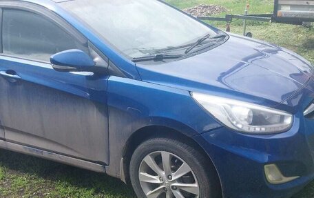 Hyundai Solaris II рестайлинг, 2013 год, 690 000 рублей, 5 фотография
