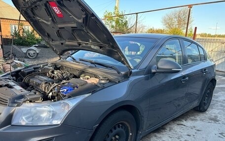 Chevrolet Cruze II, 2014 год, 600 000 рублей, 4 фотография