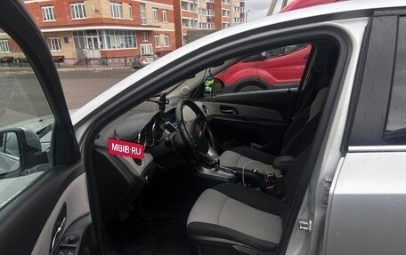 Chevrolet Cruze II, 2011 год, 900 000 рублей, 9 фотография