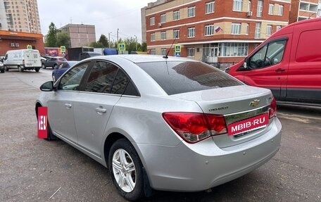 Chevrolet Cruze II, 2011 год, 900 000 рублей, 7 фотография