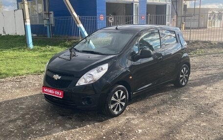 Chevrolet Spark III, 2011 год, 530 000 рублей, 1 фотография