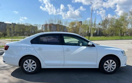 Volkswagen Jetta VI, 2018 год, 1 290 000 рублей, 4 фотография