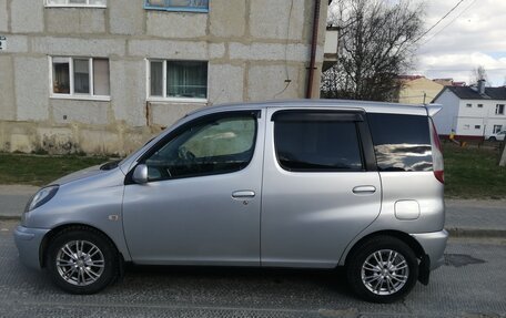 Toyota FunCargo, 2000 год, 470 000 рублей, 3 фотография