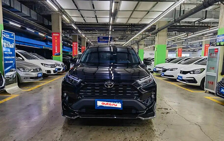 Toyota RAV4, 2023 год, 2 740 013 рублей, 2 фотография