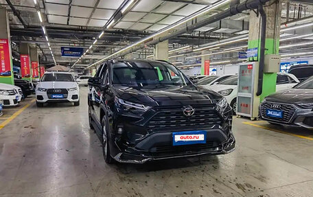 Toyota RAV4, 2023 год, 2 740 013 рублей, 3 фотография