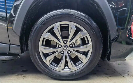Toyota RAV4, 2023 год, 2 740 013 рублей, 18 фотография