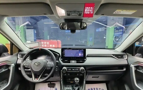 Toyota RAV4, 2023 год, 2 740 013 рублей, 9 фотография