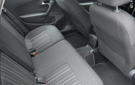 Volkswagen Polo VI (EU Market), 2016 год, 950 000 рублей, 10 фотография
