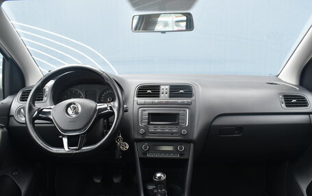 Volkswagen Polo VI (EU Market), 2016 год, 950 000 рублей, 13 фотография