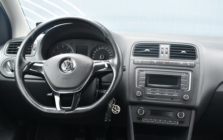 Volkswagen Polo VI (EU Market), 2016 год, 950 000 рублей, 12 фотография