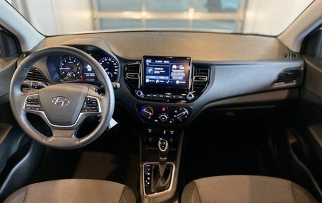 Hyundai Solaris II рестайлинг, 2021 год, 1 615 000 рублей, 9 фотография