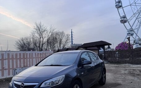 Opel Astra J, 2011 год, 780 000 рублей, 8 фотография