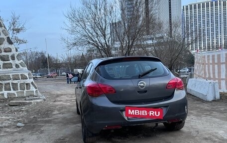 Opel Astra J, 2011 год, 780 000 рублей, 9 фотография