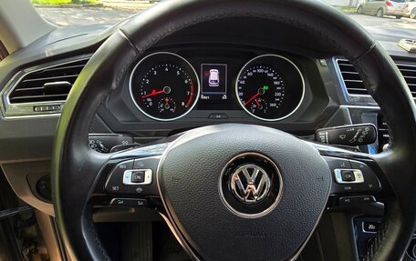 Volkswagen Tiguan II, 2020 год, 2 700 000 рублей, 9 фотография