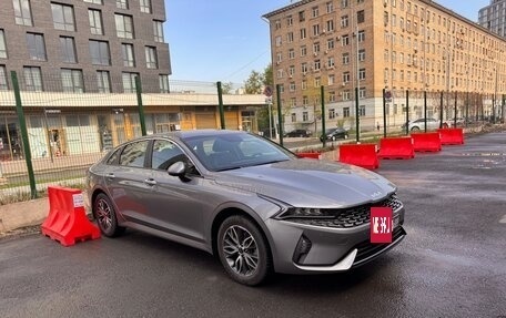 KIA K5, 2022 год, 2 750 000 рублей, 2 фотография