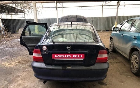Opel Vectra B рестайлинг, 1996 год, 200 000 рублей, 6 фотография