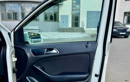 Mercedes-Benz B-Класс, 2013 год, 1 290 000 рублей, 16 фотография