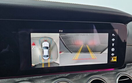 Mercedes-Benz E-Класс, 2022 год, 3 179 000 рублей, 9 фотография
