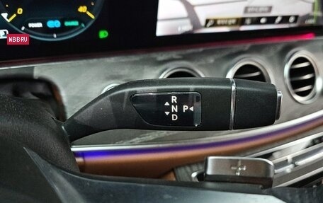 Mercedes-Benz E-Класс, 2022 год, 3 179 000 рублей, 14 фотография