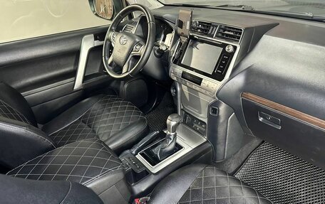 Toyota Land Cruiser Prado 150 рестайлинг 2, 2017 год, 5 059 000 рублей, 15 фотография
