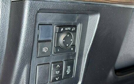 Toyota Land Cruiser Prado 150 рестайлинг 2, 2017 год, 5 059 000 рублей, 26 фотография