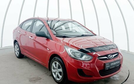 Hyundai Solaris II рестайлинг, 2011 год, 550 000 рублей, 3 фотография
