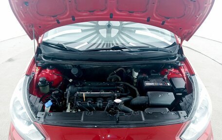 Hyundai Solaris II рестайлинг, 2011 год, 550 000 рублей, 11 фотография