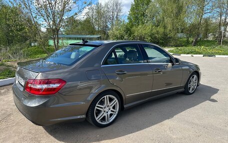 Mercedes-Benz E-Класс, 2012 год, 1 750 000 рублей, 6 фотография