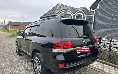 Toyota Land Cruiser 200, 2016 год, 5 000 000 рублей, 13 фотография