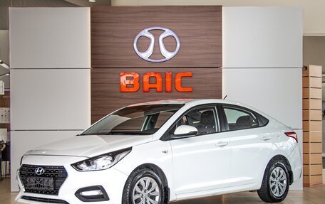 Hyundai Solaris II рестайлинг, 2018 год, 1 045 000 рублей, 1 фотография