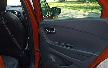 Renault Kaptur I рестайлинг, 2016 год, 1 520 000 рублей, 24 фотография