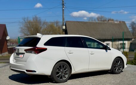 Toyota Auris II, 2016 год, 1 499 999 рублей, 3 фотография