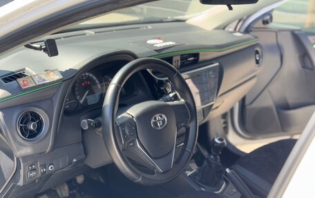 Toyota Auris II, 2016 год, 1 499 999 рублей, 17 фотография