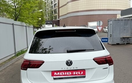 Volkswagen Tiguan II, 2021 год, 4 250 000 рублей, 5 фотография