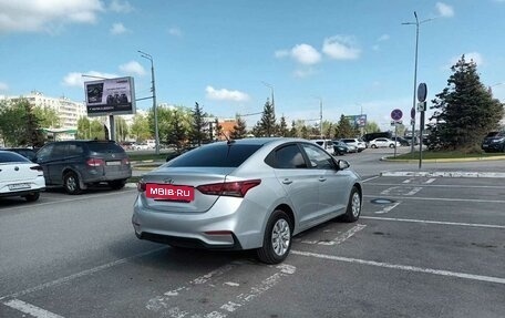 Hyundai Solaris II рестайлинг, 2017 год, 975 000 рублей, 4 фотография