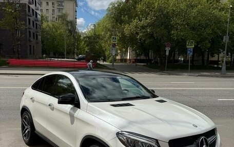 Mercedes-Benz GLE, 2016 год, 4 100 000 рублей, 3 фотография