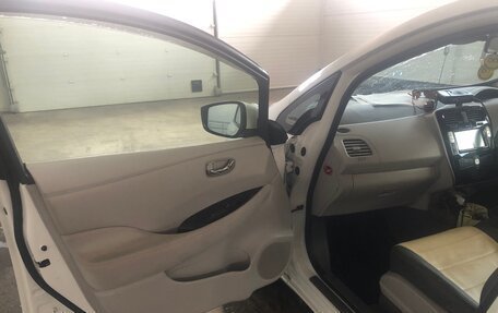 Nissan Leaf I, 2016 год, 780 000 рублей, 7 фотография