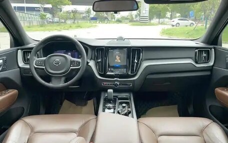 Volvo XC60 II, 2022 год, 2 979 000 рублей, 9 фотография