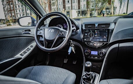 Hyundai Solaris II рестайлинг, 2011 год, 565 000 рублей, 15 фотография