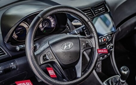 Hyundai Solaris II рестайлинг, 2011 год, 565 000 рублей, 11 фотография