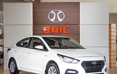 Hyundai Solaris II рестайлинг, 2018 год, 1 045 000 рублей, 3 фотография
