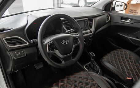 Hyundai Solaris II рестайлинг, 2018 год, 1 045 000 рублей, 9 фотография