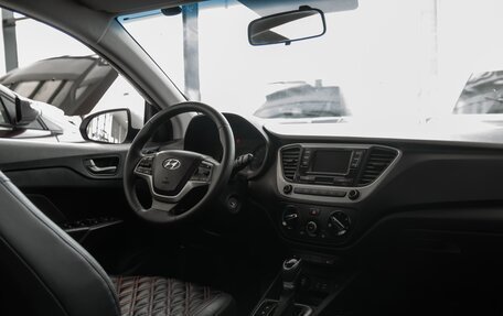 Hyundai Solaris II рестайлинг, 2018 год, 1 045 000 рублей, 16 фотография