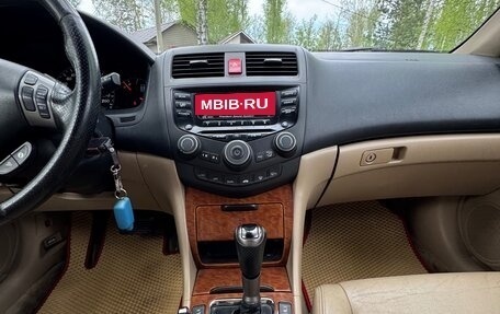 Honda Accord VII рестайлинг, 2006 год, 1 080 000 рублей, 14 фотография