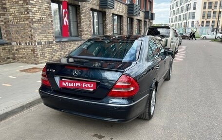 Mercedes-Benz E-Класс, 2002 год, 1 150 000 рублей, 4 фотография